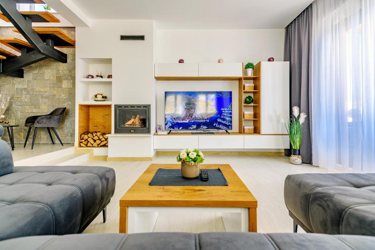 Luxury Stone Villa With Pool - Brisevo Esterno foto